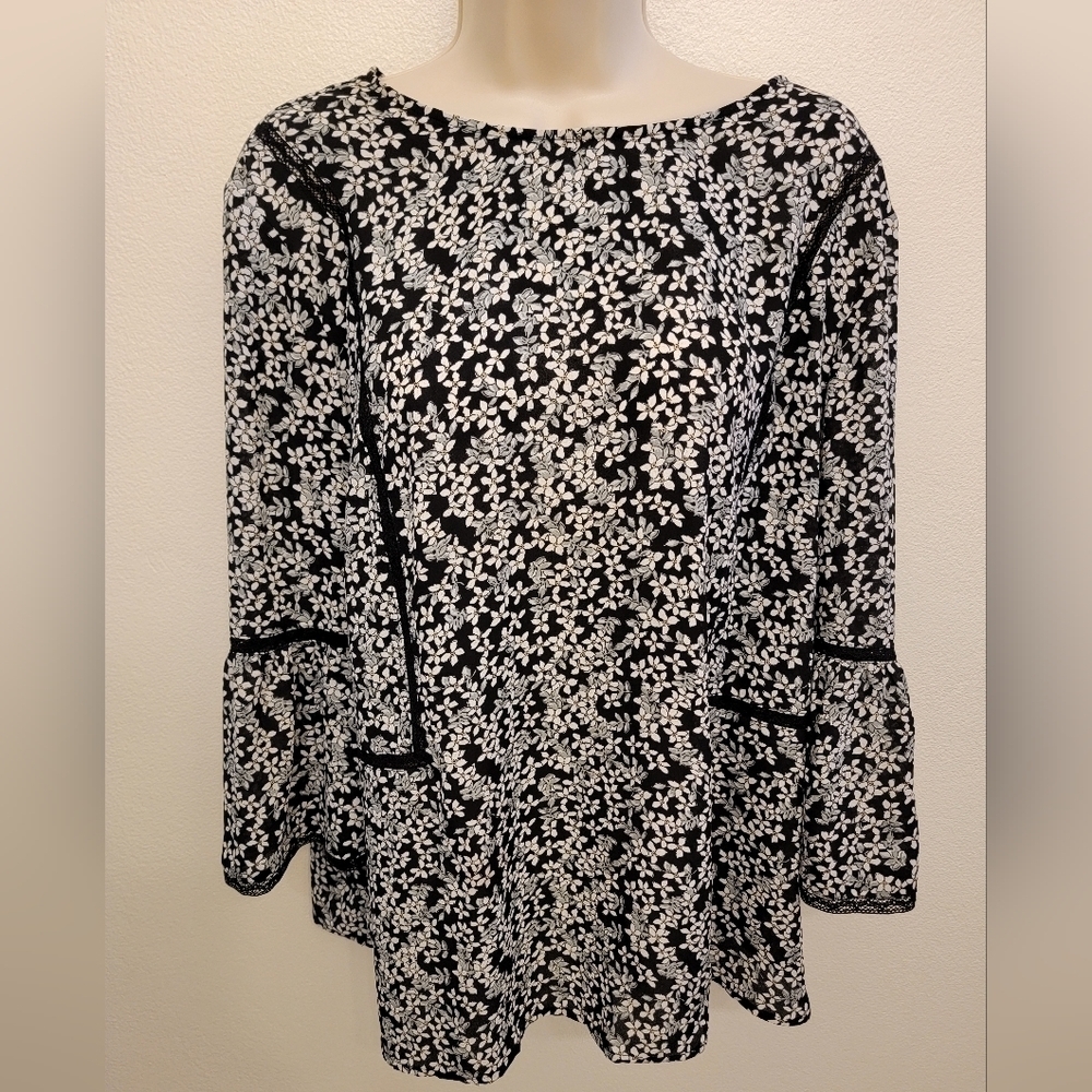 Who What Wear Ladies Long Sleeve Blouse